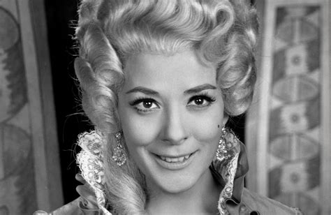 Silvia Pinal biography